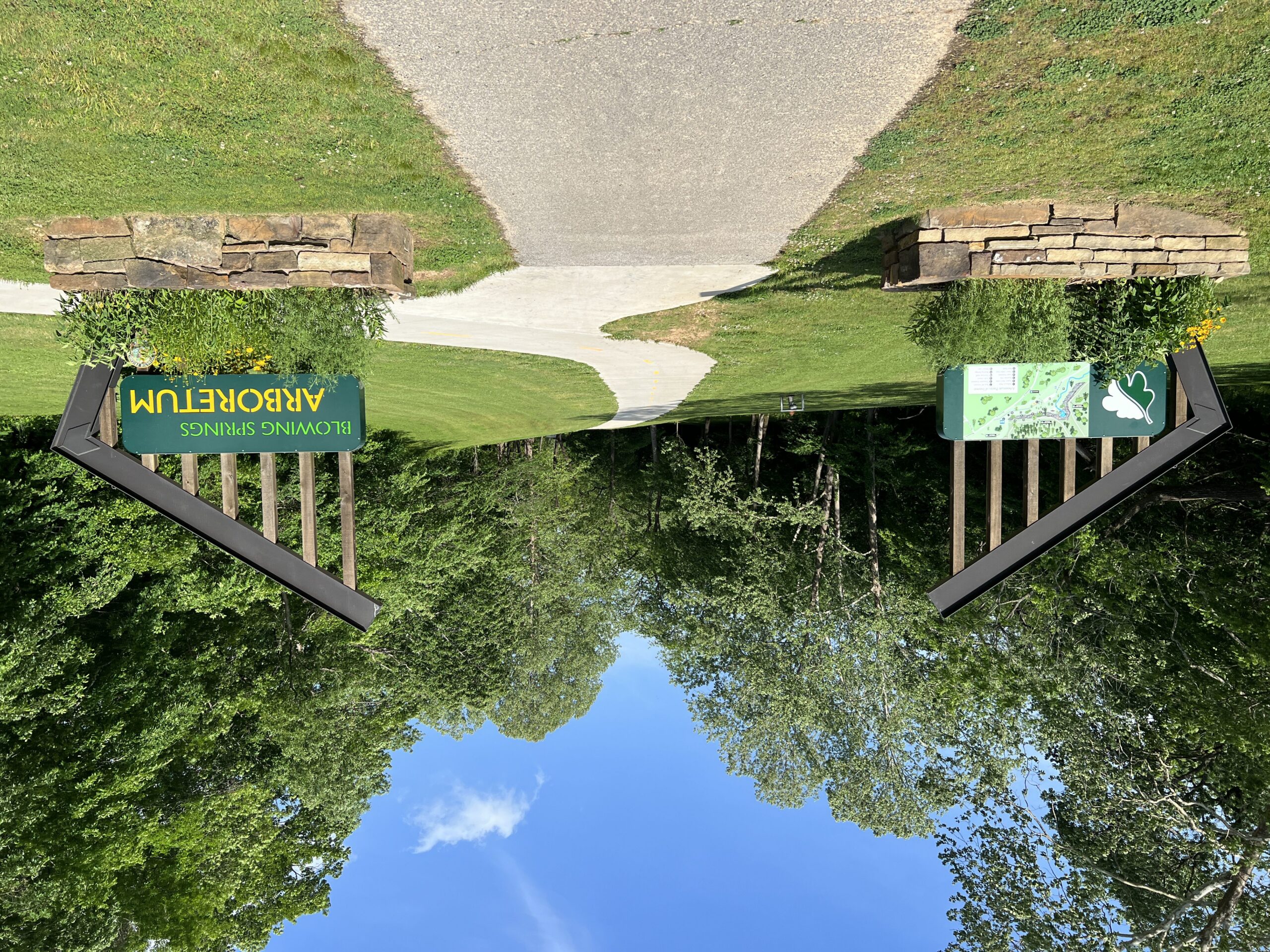 Entrance to the arboretum.